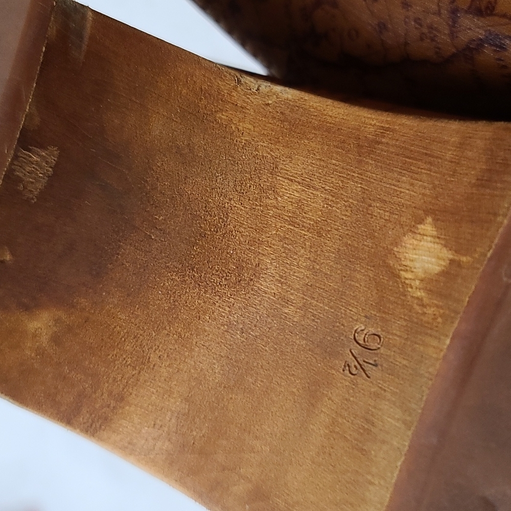 Patricia Nash wooden clogs 9.5 globe - Picture 4 of 5